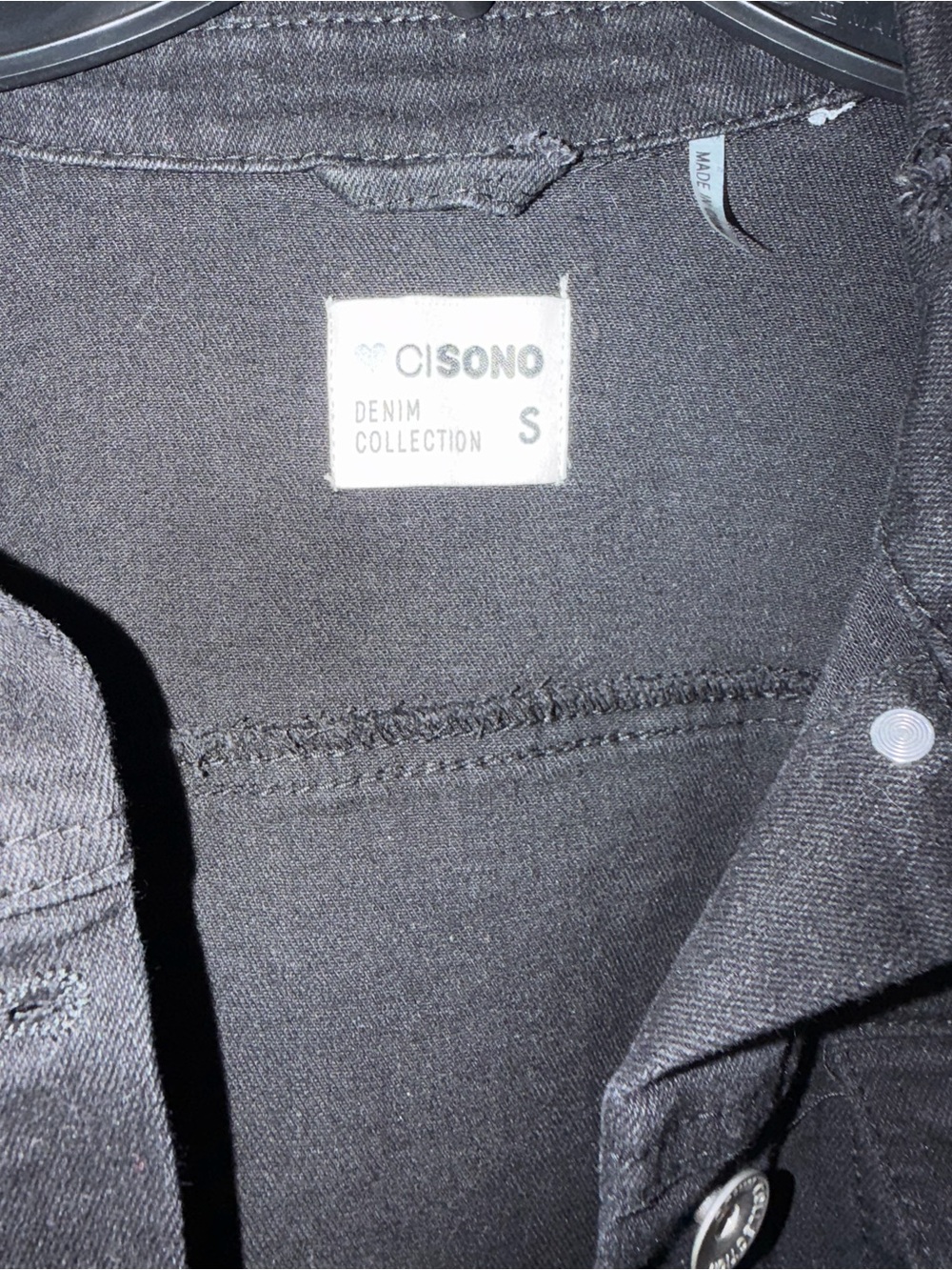 Black Distressed Denim Jacket - Women S NWOT - Picture 5 of 7
